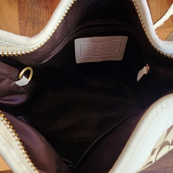 COACH J0768-11437 Signature Duff Bucket Shoulder Bag - Picture 14 of 16